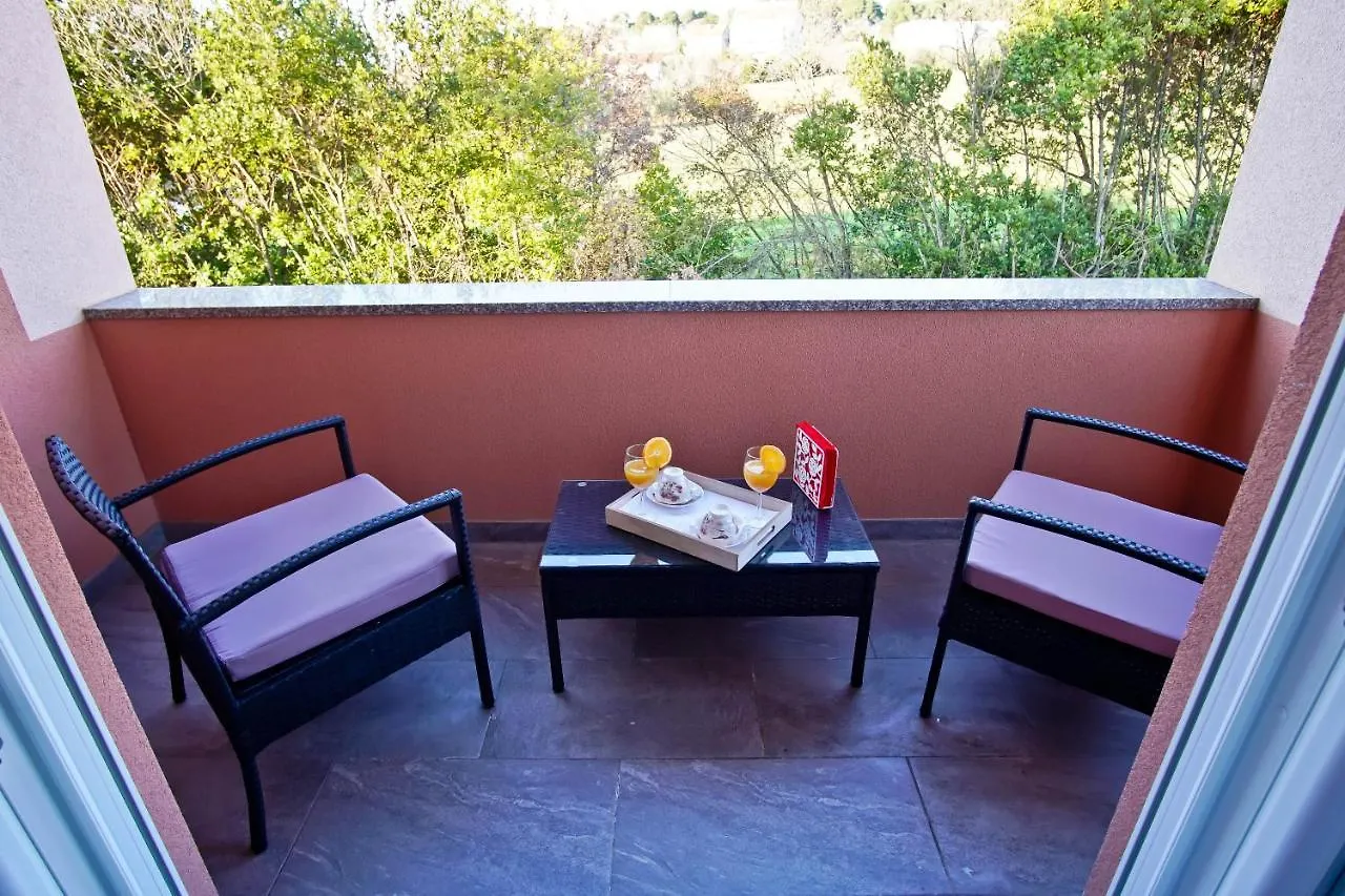 House Monte Cherpo Pola Croazia